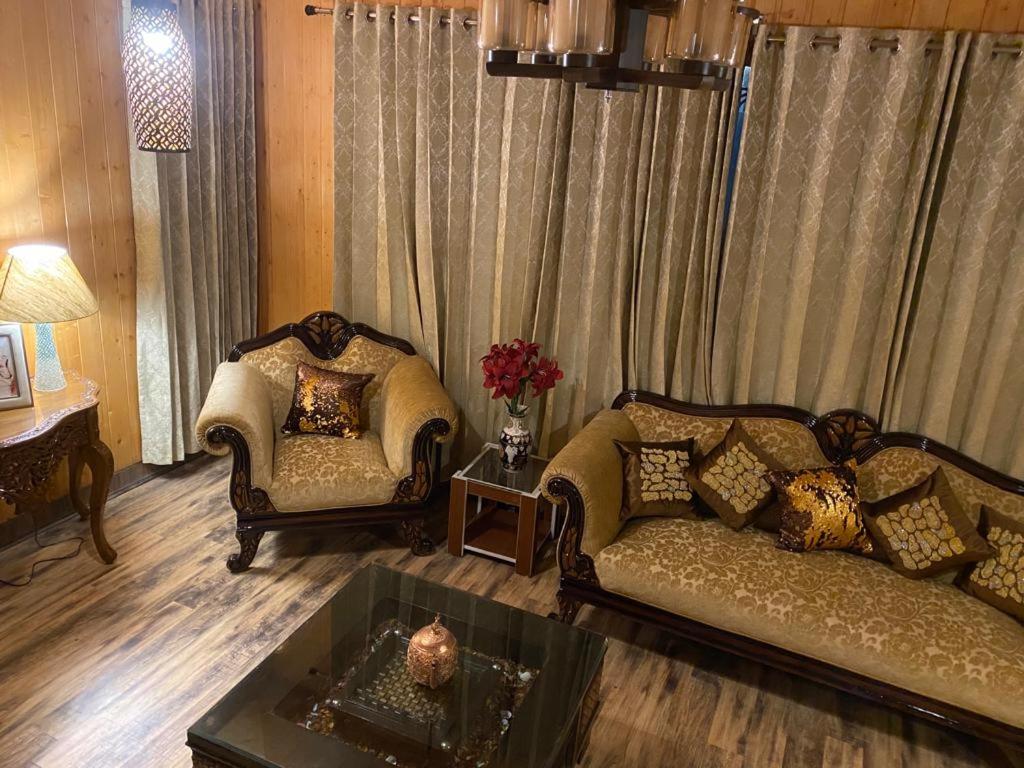 Shivpora Cottage - Tap to explore photos