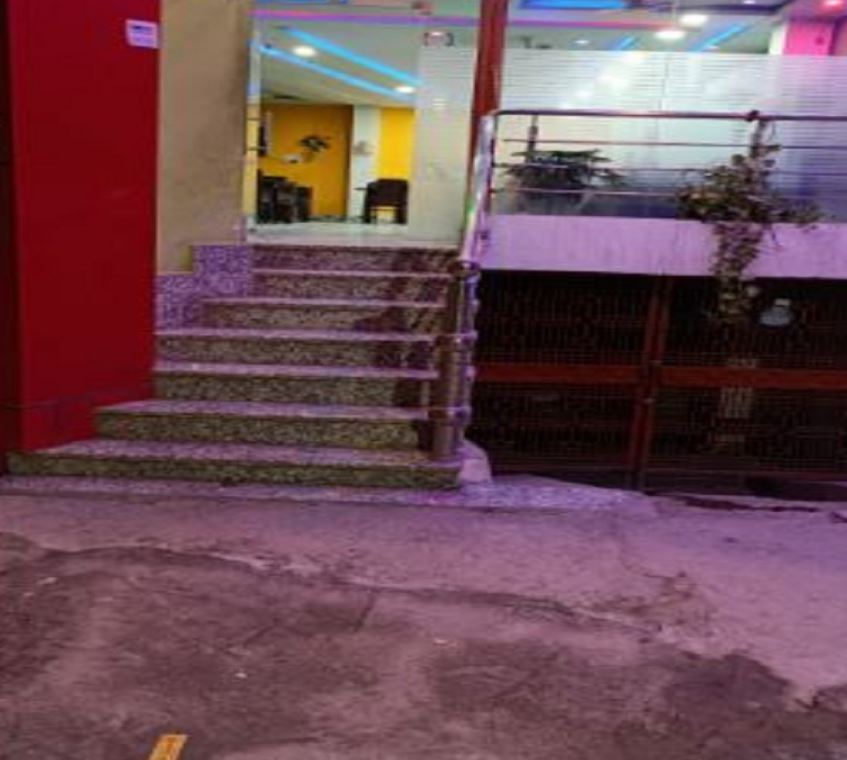Hotel Rudra In - Tap to explore photos