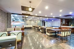 Capital O Sri Navya Grand Near Nexus Hyderabad, Hyderabad