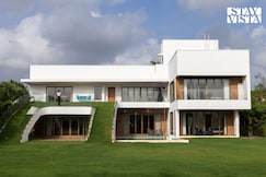 StayVista at Gardenea Collection - 17 BHK, Alibaug