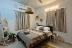 Bali Themed Studio w Pvt Terrace BBQ Nyt Movie, Chennai