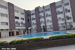 VRINDAVAN GARDEN, Begun