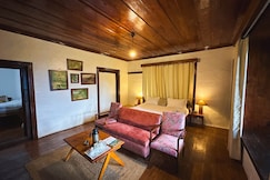 The Sunshine Heritage | Rooms & Restaurant, Manali