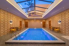 Teak Leaf Gateway Villa with Swimming Pool Indoor Games, Pondicherry