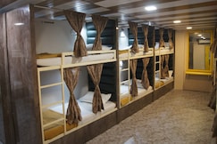 Mittal Dormitory AC 24 Hours, Mumbai