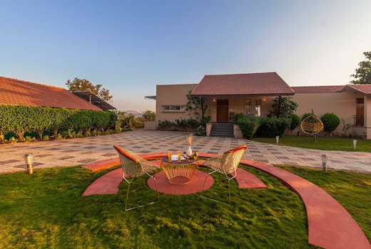 StayVista | Luna 2 BHK Villa