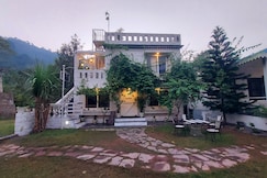 Greca Woods Cottage at DM Farms Morni Hills , Rajgarh, HP