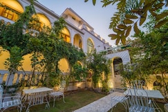 Lumira Queensbury Villa, Udaipur