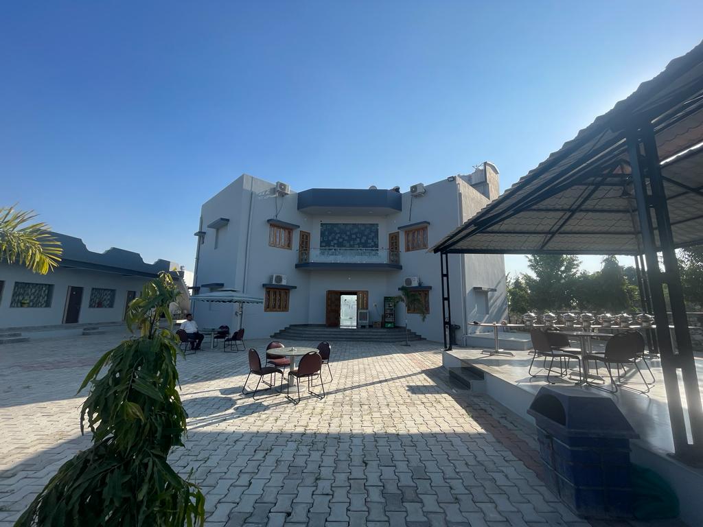 White Rose Villa & Resort - Tap to explore photos