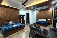 Hks orchards stay kanatal, Chamba