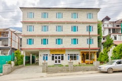 Nandini Palace - 5 minute's drive to Mall Road, Manali