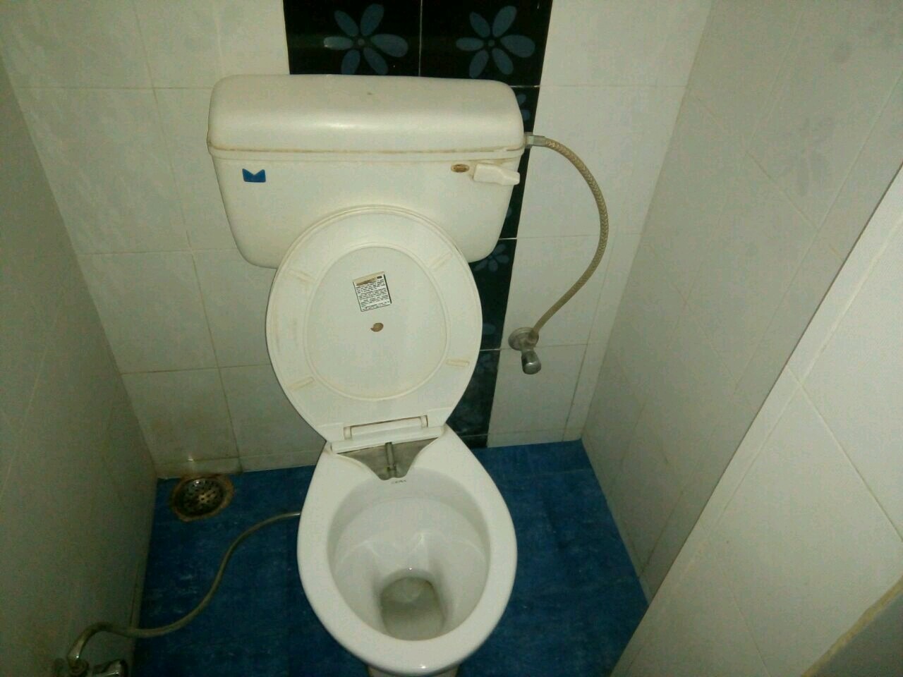 Sri Sai Satram Guest House - Tap to explore photos