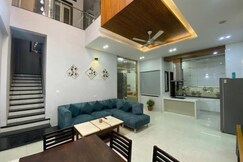 5BHK Spacious Social Villa nr Phoenix Mall, Indore