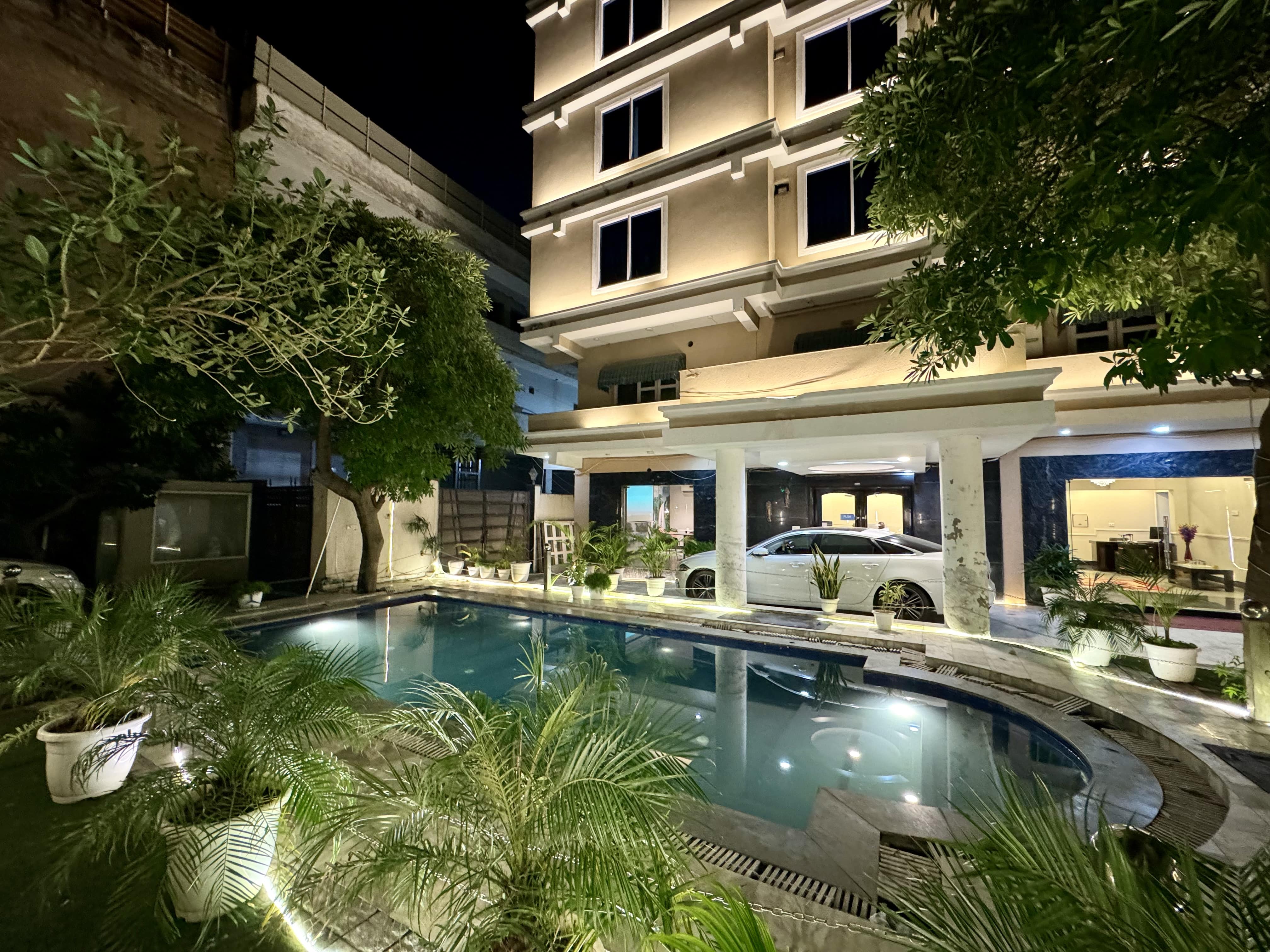 Hotel The Grand Shoba - Tap to explore photos