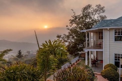 Le Reve Valley - Canadian cottage 1 - 3BHK Luxury cottage,Bonfire,Barbeque,Gym,Kids play zone,Lake v, Naukuchiatal