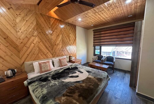 SPOT ON Hotel White Cloud