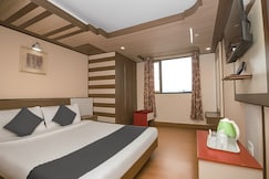 Hotel Berries, Phadamchen