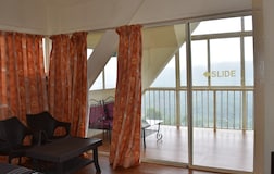 DELUXE ROOM FIRST FLOOR