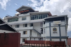 Hotel 9 Atop - 5 mins to MG Marg, Namchi