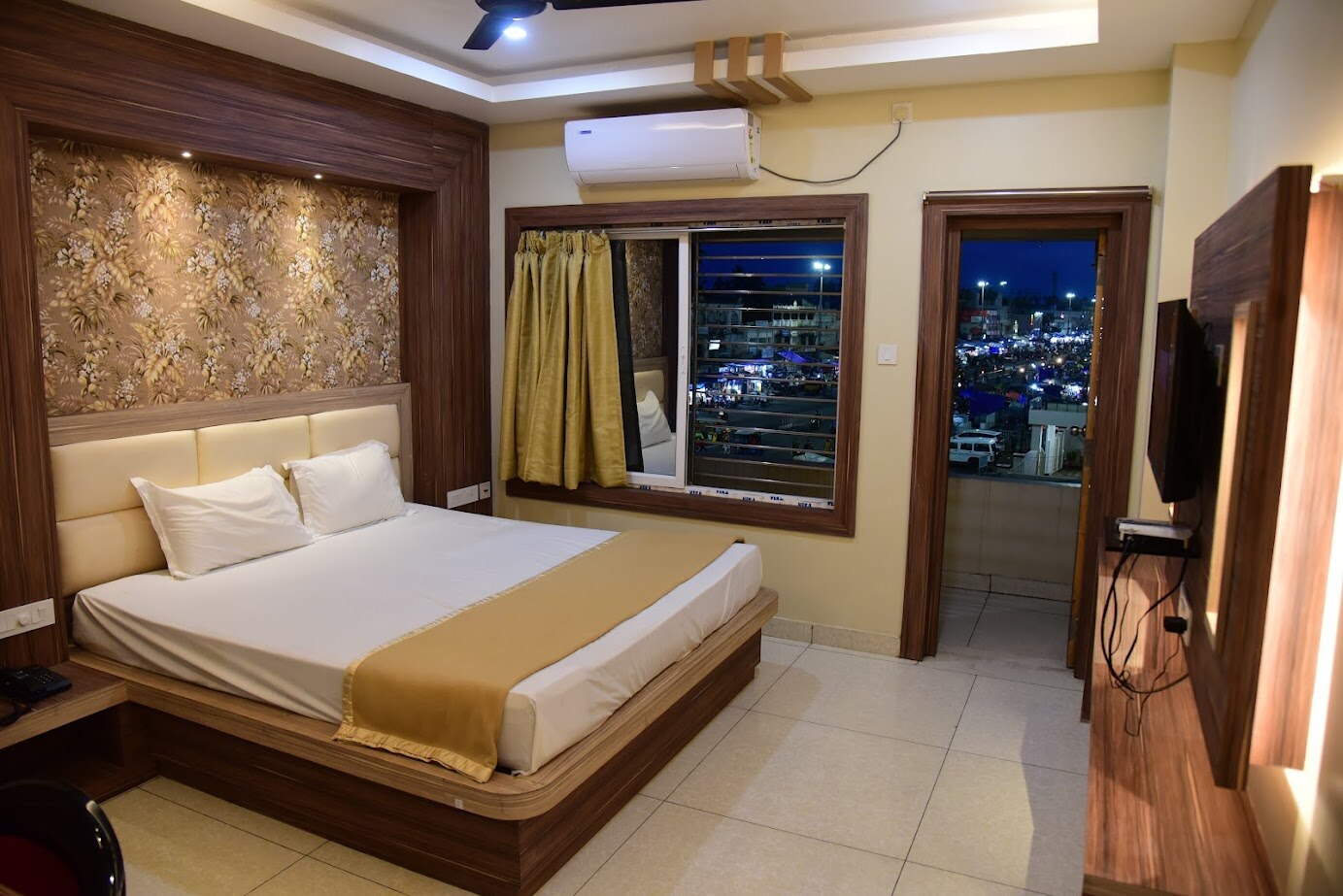 Hotel Guru Estate, near Jagannath Temple - Tap to explore photos
