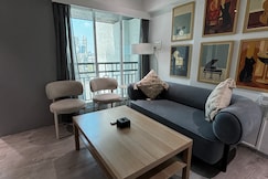 Eden 1.5BHK in Bandra W by SquareOne Stays, Mumbai