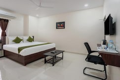 SUBHAM LODGE & RESTAURANT, Malda