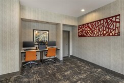 Best Western Plus Castlerock Inn & Suites, Benton