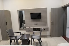 Hotel Radhe Inn,Morbi, Halvad