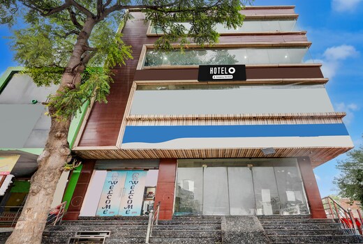 Super Townhouse Sector 3 Gurugram