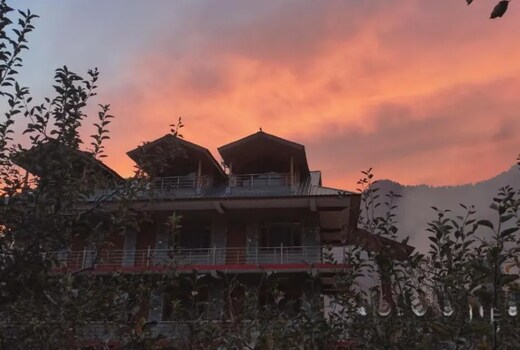 Himaya Lodge and Retreat