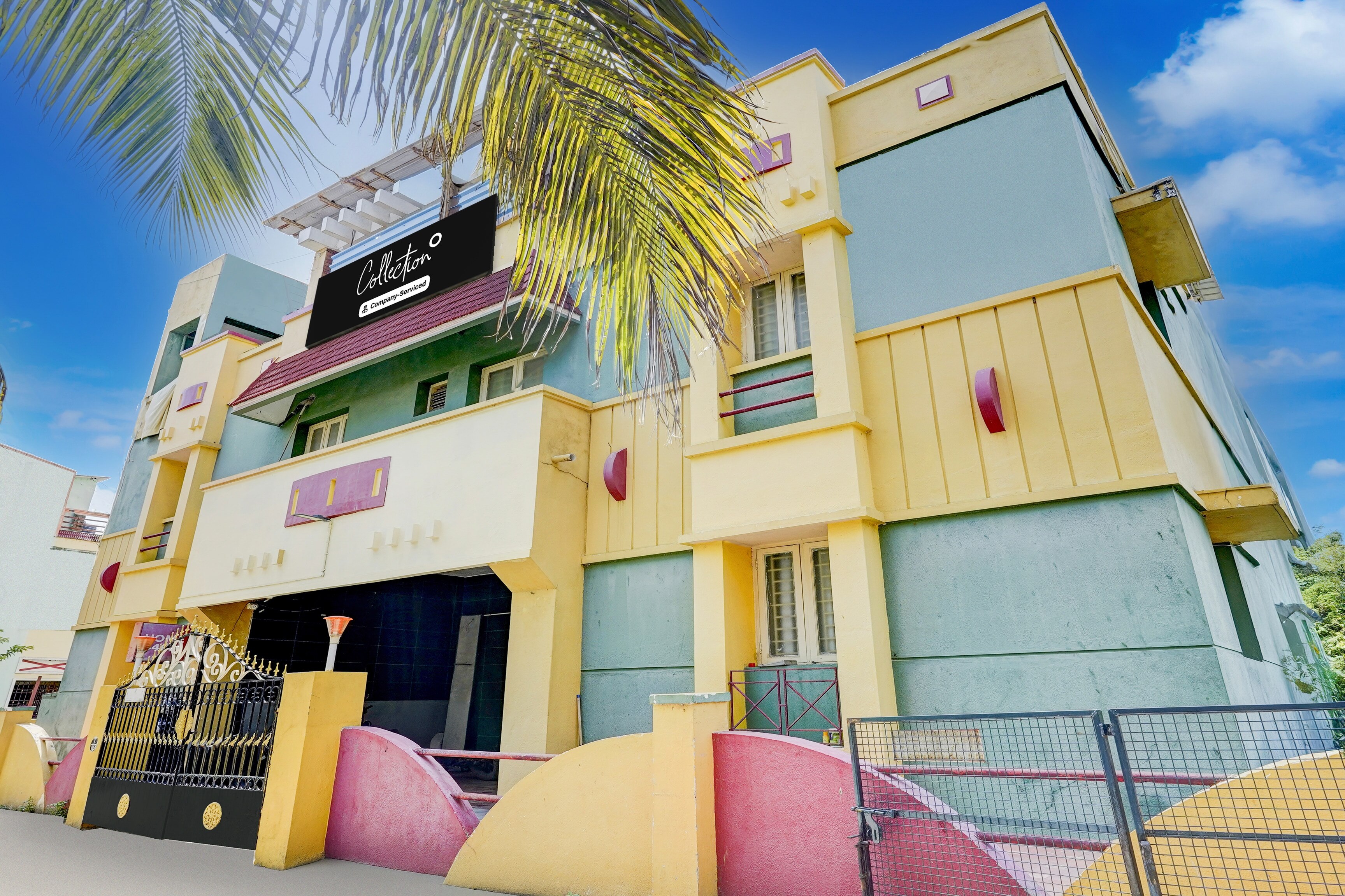 Super Hotel O Kelambakkam Bus Terminal Formerly Guna Residency - Tap to explore photos
