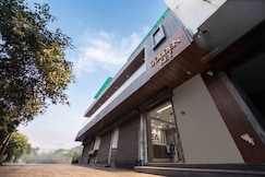 Golden Key Rohini Near Rohini Sec 18-19 Metro, Delhi