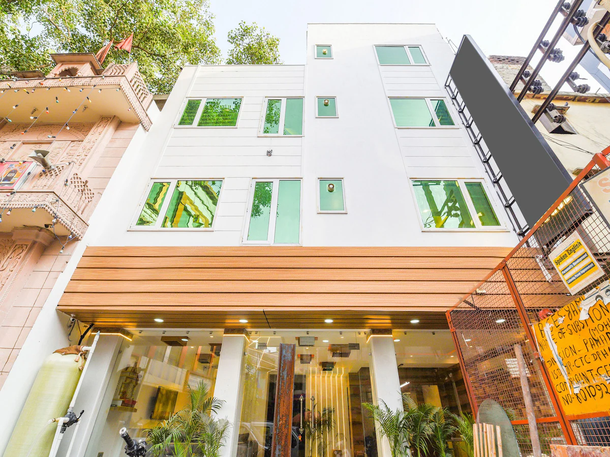 Hotel Mohit 2 Mins Walk From New Delhi Railway Station, Delhi