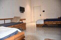 Natraj Hotel & Adventure Resorts, Kawardha