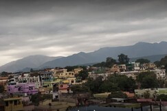 Hotel bajaj, Vikasnagar