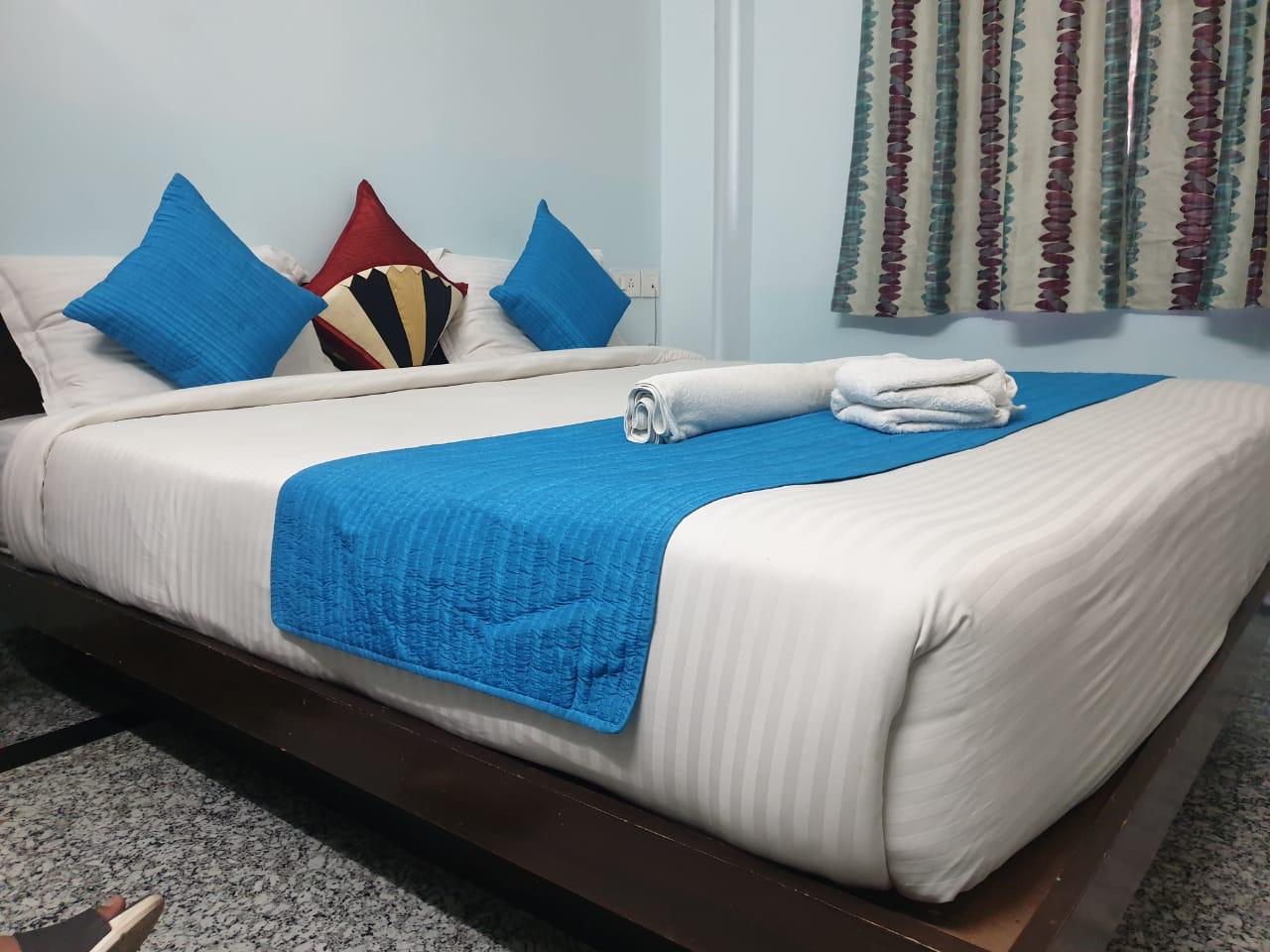 Hotel Rudraksh - Tap to explore photos