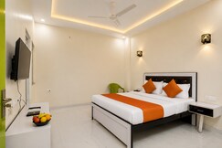 Comfort Stay - Near Airport, Lucknow