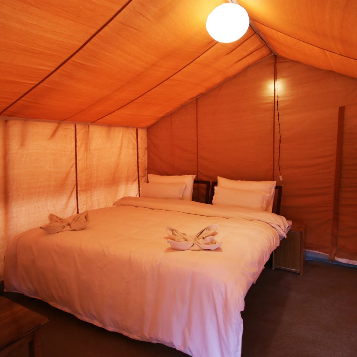 Camp Redstart Pangong - Tap to explore photos