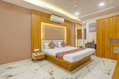FabHotel Aura Grande, Indore
