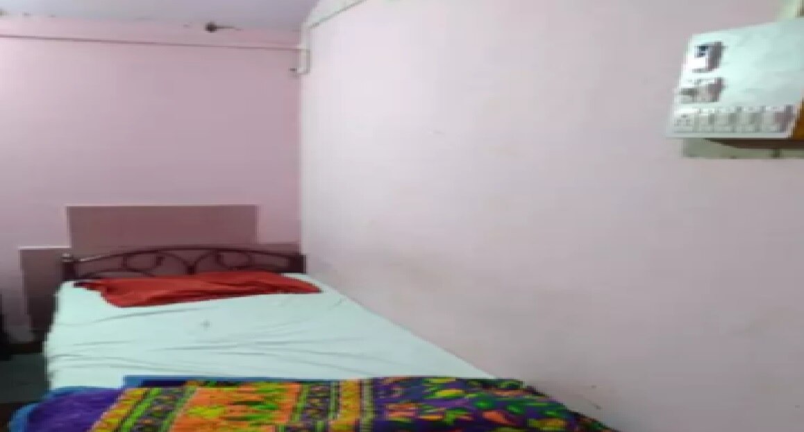 Maha Shiv Hotel - Tap to explore photos