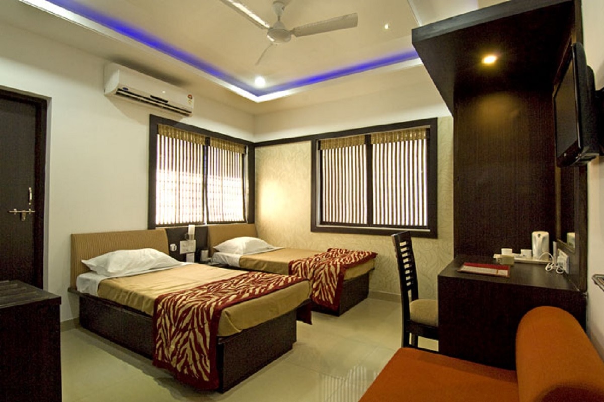 Hotel Atithi Inn - Tap to explore photos
