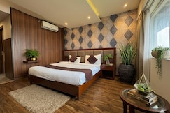 ROYAL SERENA, Samana