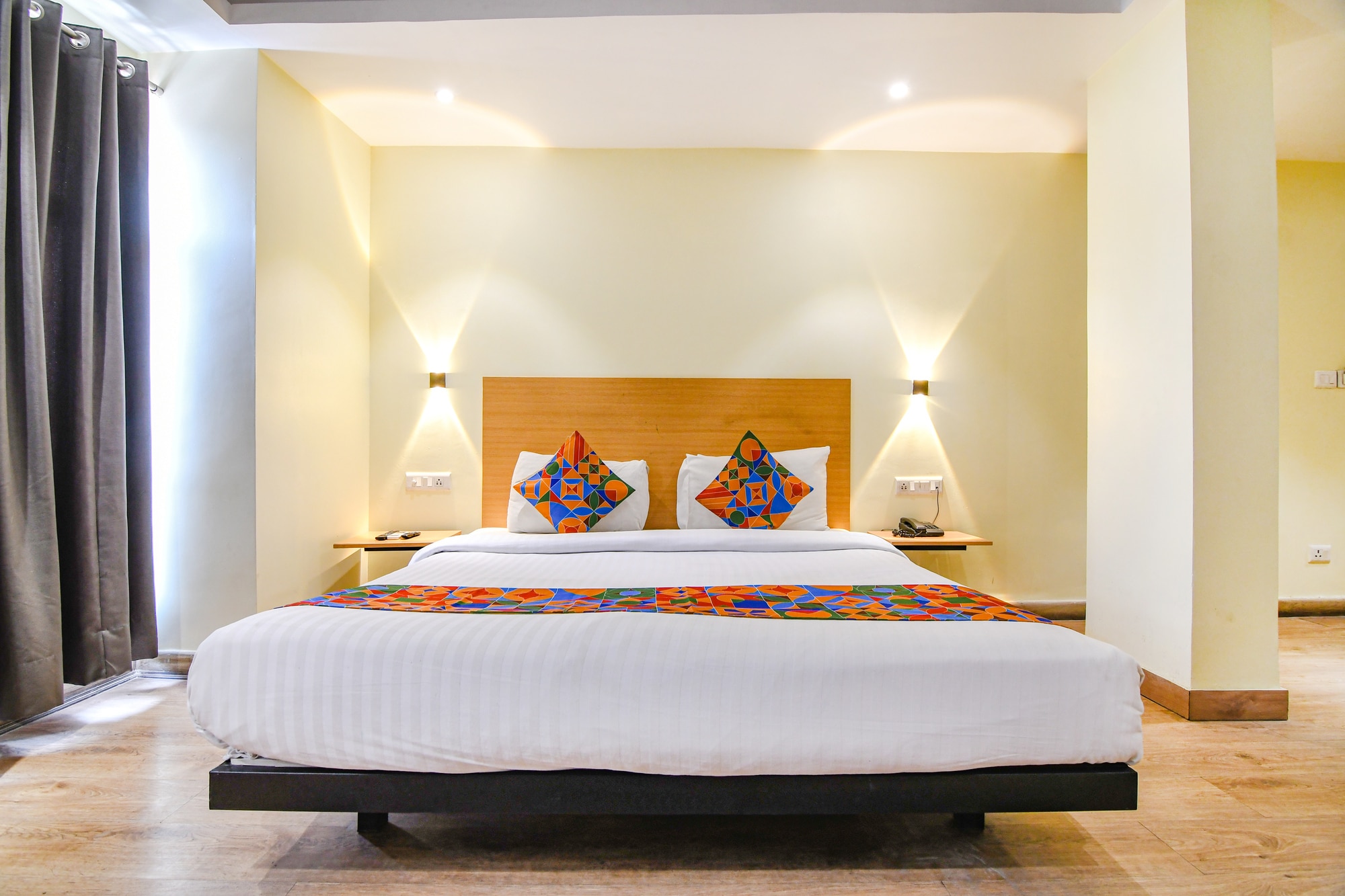 FabHotel Suncitel- 1km from Kolkata Airport - Tap to explore photos