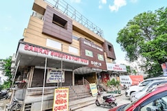 Red orchid, Meerut