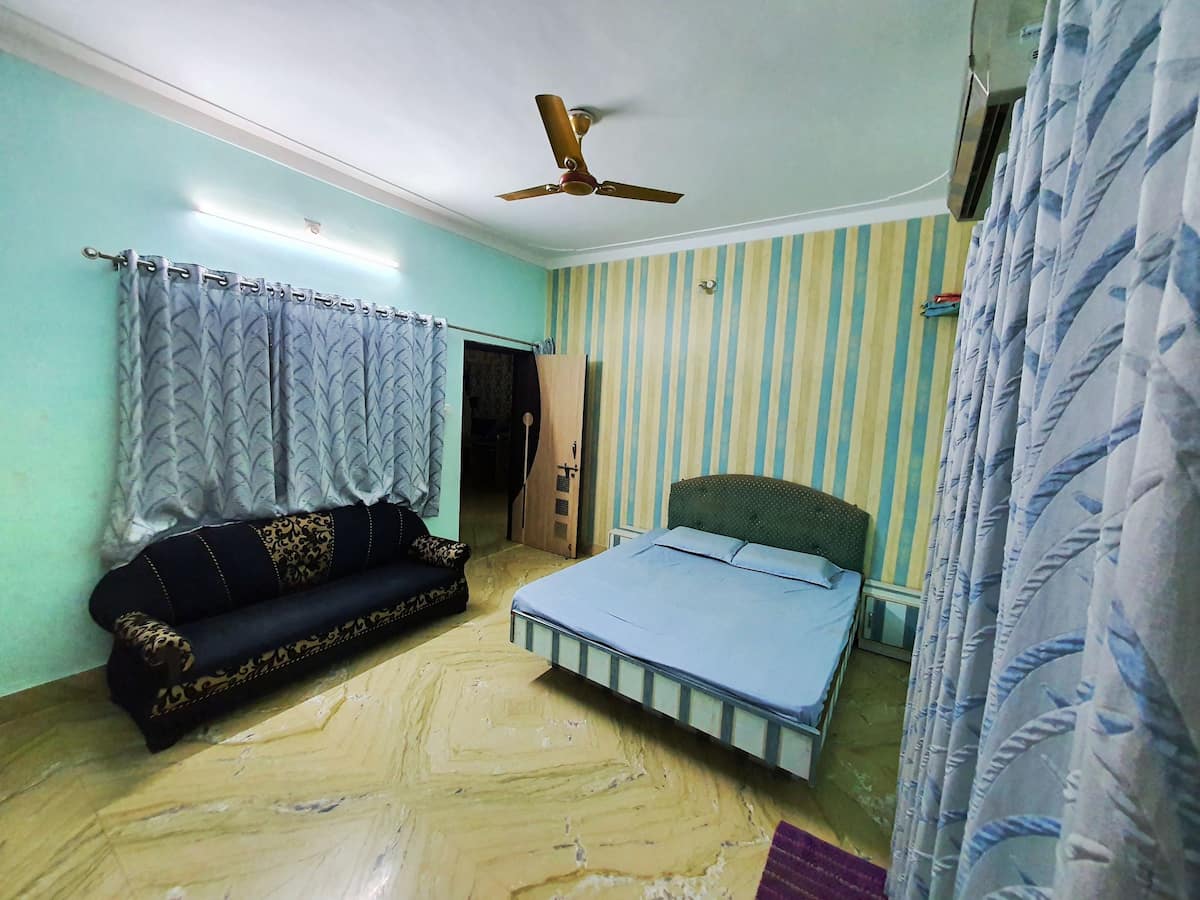 Alias Boutique Homestay - Tap to explore photos