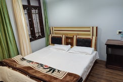 The LAKE Central, Srinagar