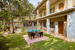 Deluxe A C Suite in boutique villa colombhouse, Goa
