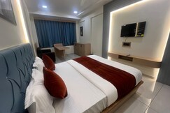 Hotel Sun Icon., Vadodara
