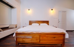 King Bedroom