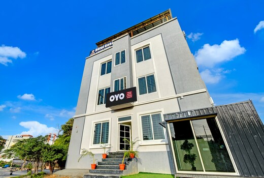 HOTEL O GENZ LAVISH STAYS